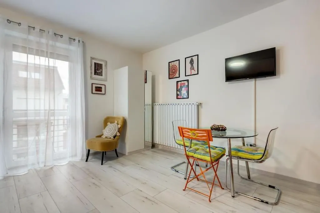 Bohemian Breeze Apartment 부다페스트