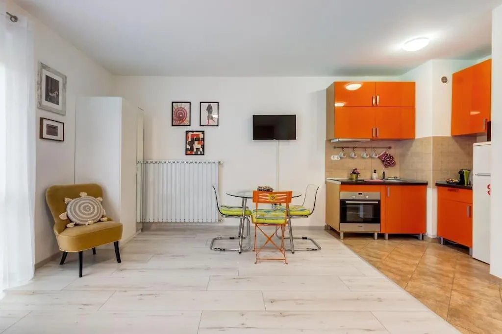 Bohemian Breeze Apartment Budapeste