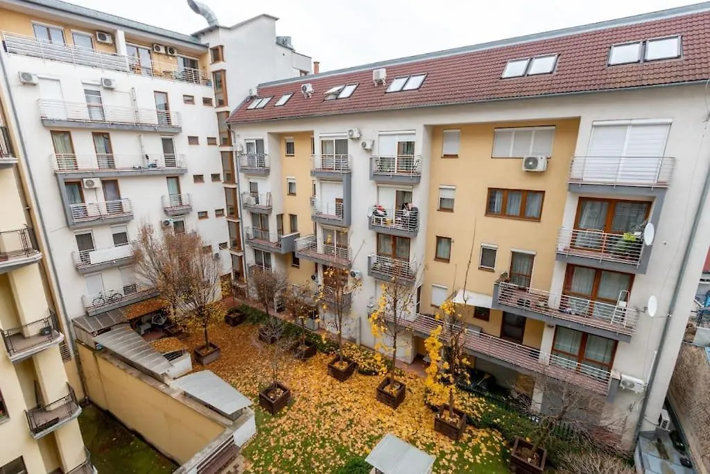 Bohemian Breeze Apartment Budapeste